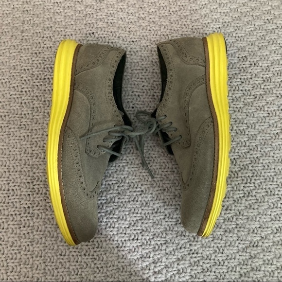 COLE HAAN Lunargrand Sz 7 (M) 9-9.5 (W) Oxford  Wingtip Gray Suede Shoes - Picture 5 of 10